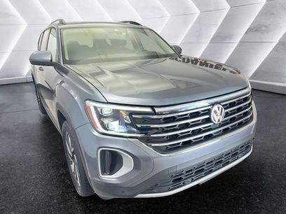 Certified 2024 Volkswagen Atlas SE w/ Panoramic Sunroof Package