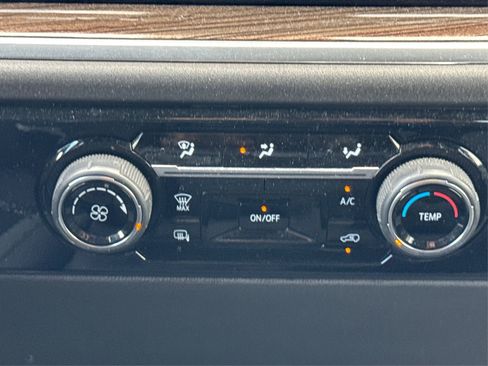 Certified 2024 Chevrolet Silverado 2500 LT image 31