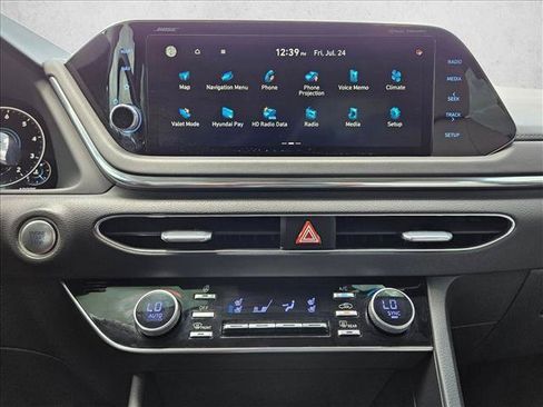 Used 2022 Hyundai Sonata Limited FWD image 14
