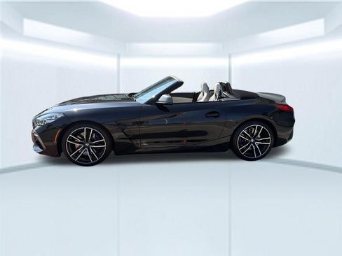 Used 2020 BMW Z4 M40i w/ Executive Package RWD image 3