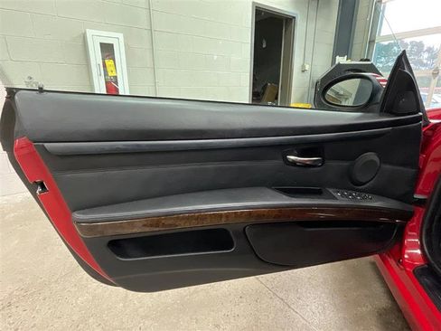 Used 2008 BMW 335i Convertible RWD image 9