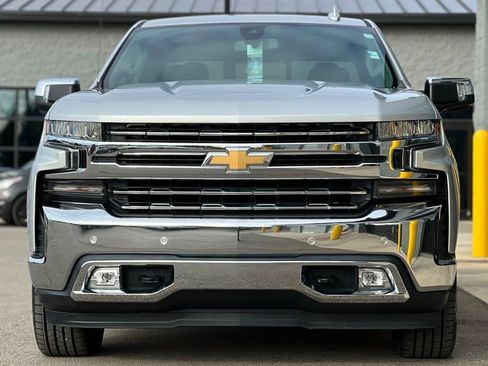 Used 2019 Chevrolet Silverado 1500 LTZ w/ LTZ Plus Package image 2
