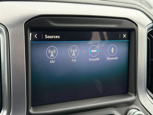 Used 2021 GMC Sierra 1500 Elevation image 17