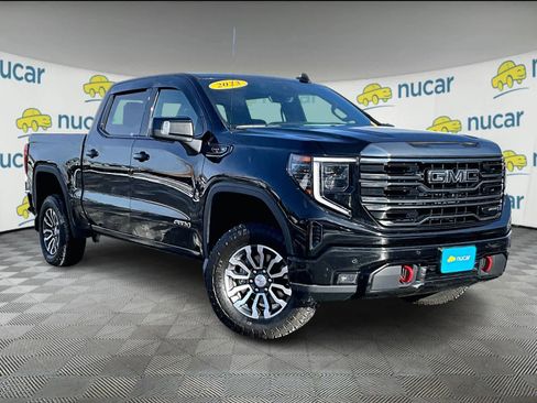 Used 2023 GMC Sierra 1500 AT4 w/ Technology Package image 1