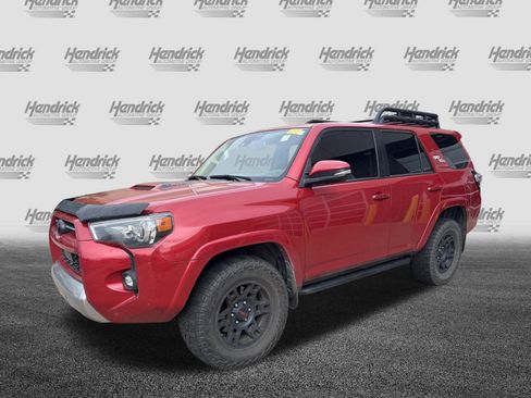 Used 2021 Toyota 4Runner TRD Off-Road Premium w/ Moonroof Package AWD/4WD image 5