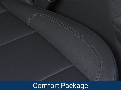 New 2026 Chevrolet Suburban LT w/ Comfort Package AWD/4WD image 24