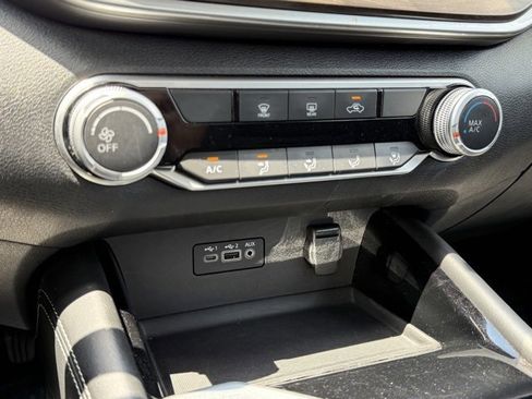Used 2023 Nissan Altima 2.5 SV image 20