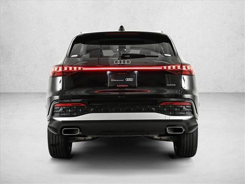 Certified 2025 Audi Q5 Premium w/ Convenience Package AWD/4WD image 7