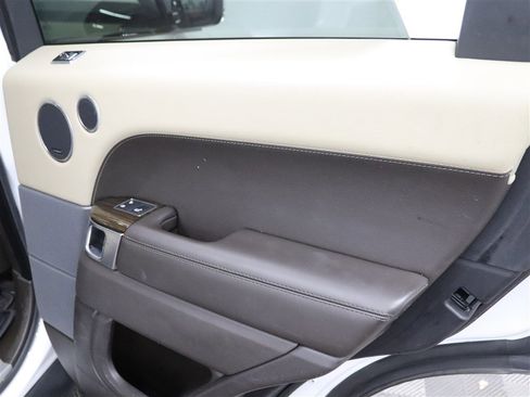 Used 2019 Land Rover Range Rover Sport HSE AWD/4WD image 25