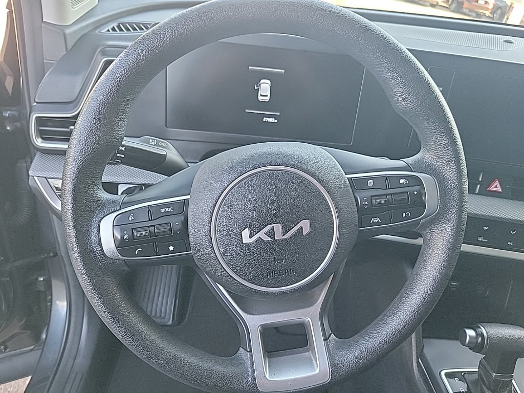 Used 2023 Kia Sportage LX FWD image 21