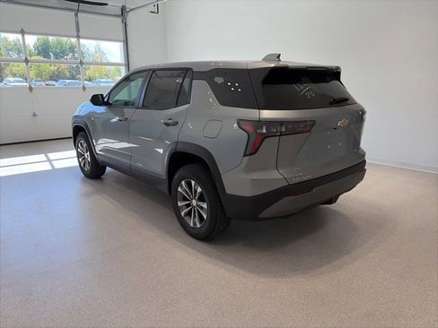 New 2026 Chevrolet Equinox LT w/ Convenience Package II image 4