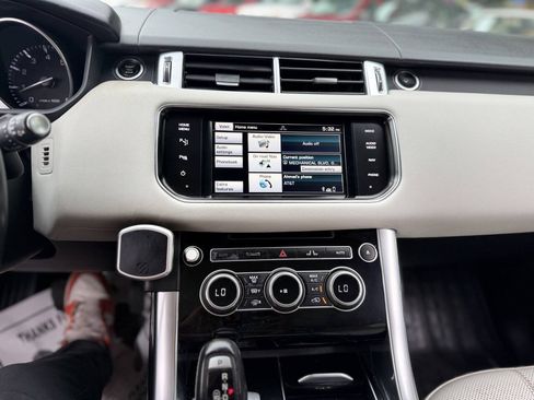 Used 2015 Land Rover Range Rover Sport HSE AWD/4WD image 14