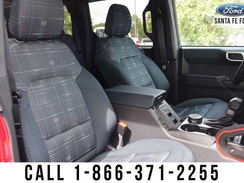 Used 2026 Ford Bronco Heritage Edition AWD/4WD image 34