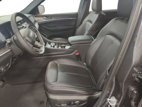 New 2025 Jeep Grand Cherokee L Limited w/ Black Appearance Package image 11