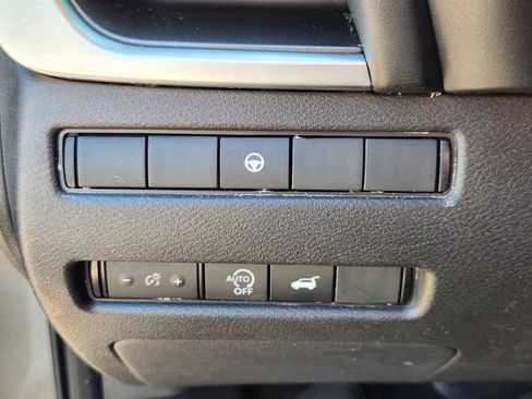 Certified 2023 Nissan Rogue SV w/ SV Premium B Package AWD/4WD image 25