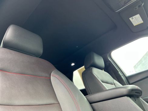 Certified 2023 Chevrolet Blazer RS w/ Driver Confidence II Package image 16