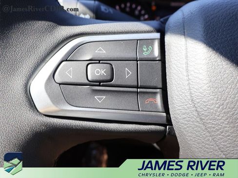 Used 2025 Jeep Compass Limited AWD/4WD image 25