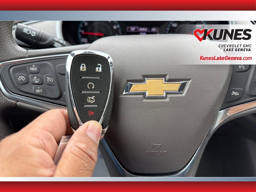 Used 2025 Chevrolet Malibu LT FWD image 42