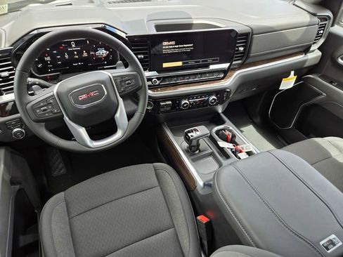 New 2026 GMC Sierra 1500 Elevation AWD/4WD image 8