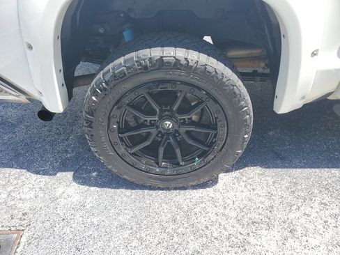Used 2020 Toyota Tundra Limited AWD/4WD image 7