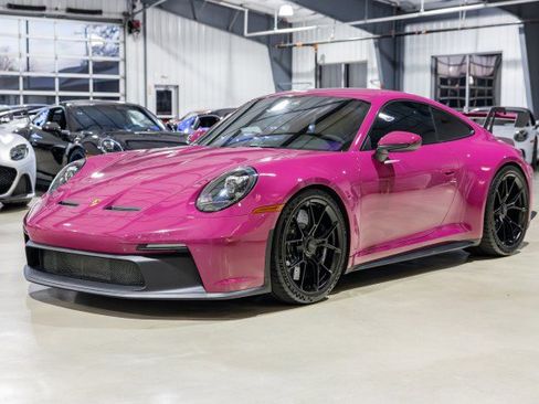 Used 2024 Porsche 911 GT3 image 2