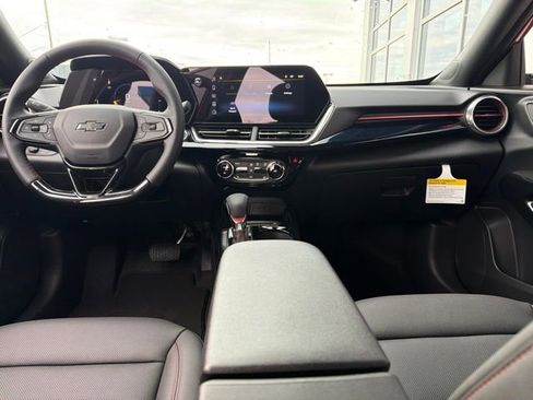 New 2026 Chevrolet Trax RS w/ Sunroof Package FWD image 16
