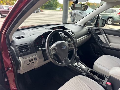 Used 2015 Subaru Forester 2.5i w/ Alloy Wheel Package image 9