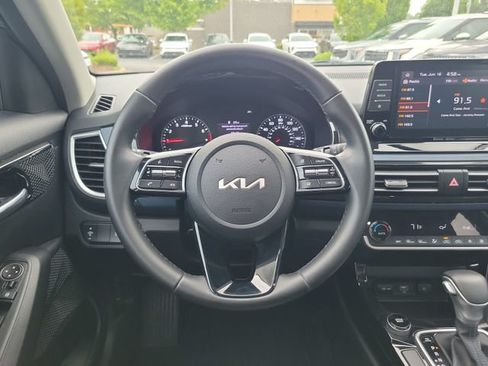 Certified 2023 Kia Seltos S FWD image 10
