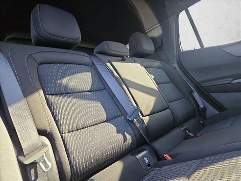 Used 2025 Chevrolet Equinox LT image 14