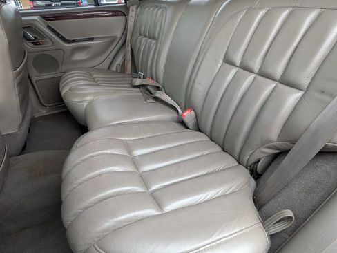 Used 2000 Jeep Grand Cherokee Limited image 28