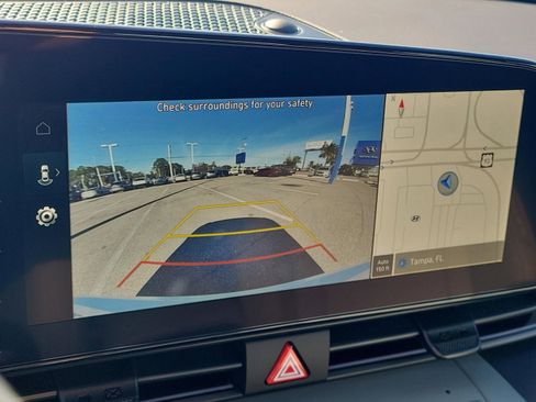 New 2026 Hyundai Elantra Limited image 30