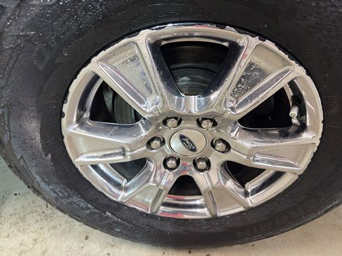 Used 2017 Ford F150 XLT w/ Equipment Group 302A Luxury image 29