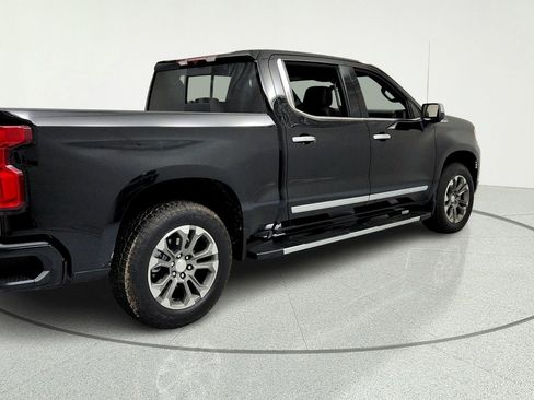 Used 2023 Chevrolet Silverado 1500 High Country AWD/4WD image 5