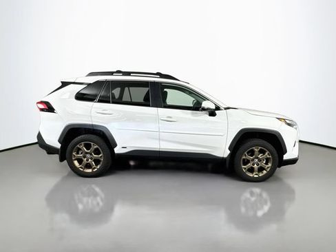 Used 2023 Toyota RAV4 AWD Hybrid image 7