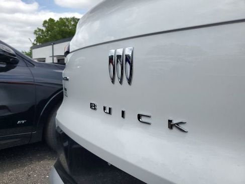 New 2026 Buick Envista Sport Touring w/ Convenience I Package FWD image 7