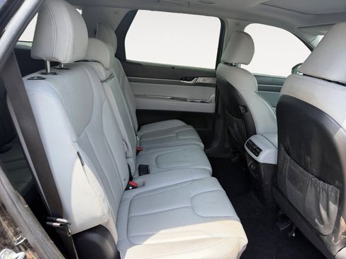 Used 2024 Hyundai Palisade SEL FWD image 12