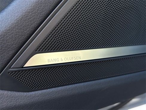 Used 2023 Audi RS 6 w/ Executive Package image 25