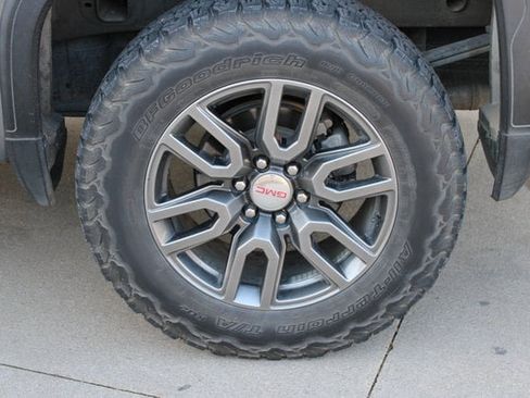 Used 2020 GMC Sierra 1500 AT4 w/ AT4 Premium Package image 30