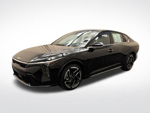 Certified 2025 Kia K4 EX w/ GT-Line Sunroof Package FWD image 1