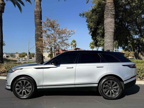 Used 2020 Land Rover Range Rover Velar R-Dynamic S image 28