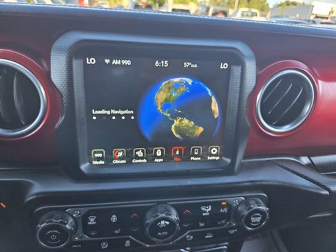 Used 2020 Jeep Gladiator Rubicon w/ Uconnect 4C Nav & Sound Group image 46