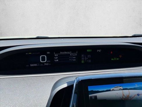 Used 2018 Toyota Prius Prime Advanced FWD image 10
