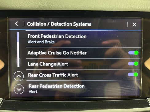 Used 2024 Cadillac XT6 Premium Luxury w/ Technology Package FWD image 30