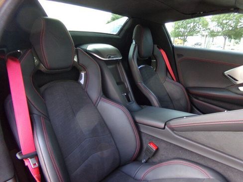 Used 2022 Chevrolet Corvette Stingray Premium Conv w/ Battery Protection Package RWD image 29