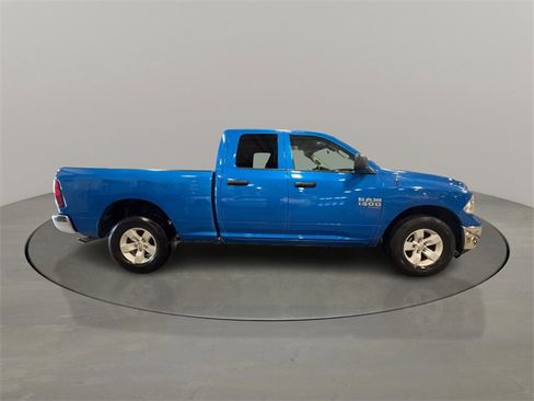 Used 2024 RAM 1500 Classic SLT image 7