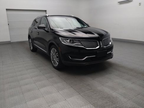 Used 2016 Lincoln MKX Reserve w/ Technology Package AWD/4WD image 13