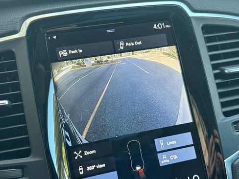 Used 2017 Volvo XC90 T6 Momentum w/ Vision Package image 25