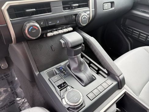 New 2026 Toyota Tacoma SR5 AWD/4WD image 18