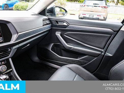 Used 2024 Volkswagen Jetta SE FWD image 35