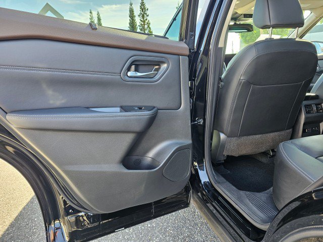Certified 2023 Nissan Rogue SL w/ SL Premium Package AWD/4WD image 22